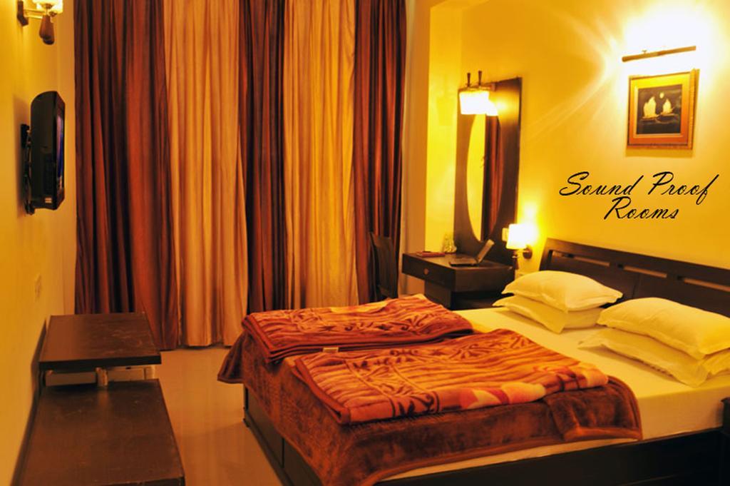 Hotel Hong Kong Inn Amritsar Zewnętrze zdjęcie